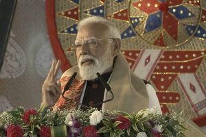‘कुछ वोट पाने के लिए घुसपैठियों को सौंपी थी असम की मिट्टी’, पीएम मोदी का कांग्रेस पर हमला