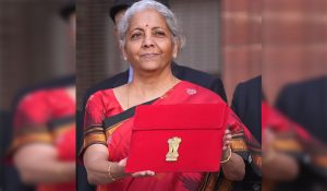 क्यों पेश किया जाता था रेलवे का अलग बजट, सरकार ने 92 साल बाद क्यों किया इस परंपरा को खत्म? जानें इसके पीछे का कारण