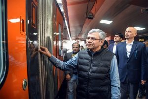पश्चिम बंगाल को पीएम मोदी की बड़ी सौगात, एक दर्जन से ज्यादा नई ट्रेनें शुरू होंगी: अश्विनी वैष्णव