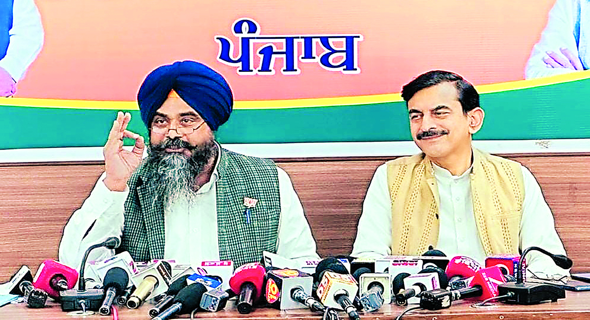 पंजाब की खेती से संबंधित किसी भी फसल पर कोई छूट नहीं दी गई : चरणजीत सिंह बराड़