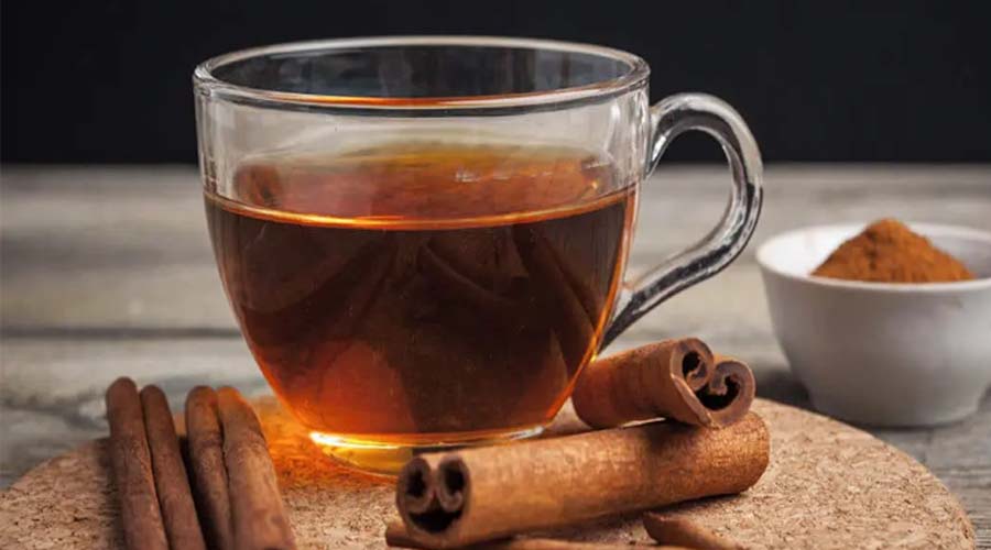 Cinnamon Water: सुबह खाली पेट पिएं दालचीनी का पानी, तेजी से कम होगा वजन
