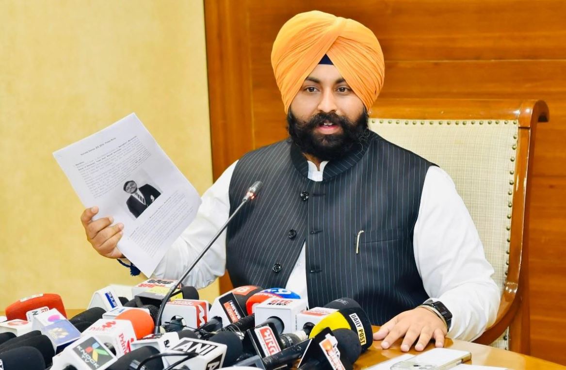 पिछले साल सरकारी स्कूलों के 187 विद्यार्थियों ने पास किया जेईई मेन्ज़, एक साल में ही संख्या लगभग दोगुनी हुई: Harjot Bains