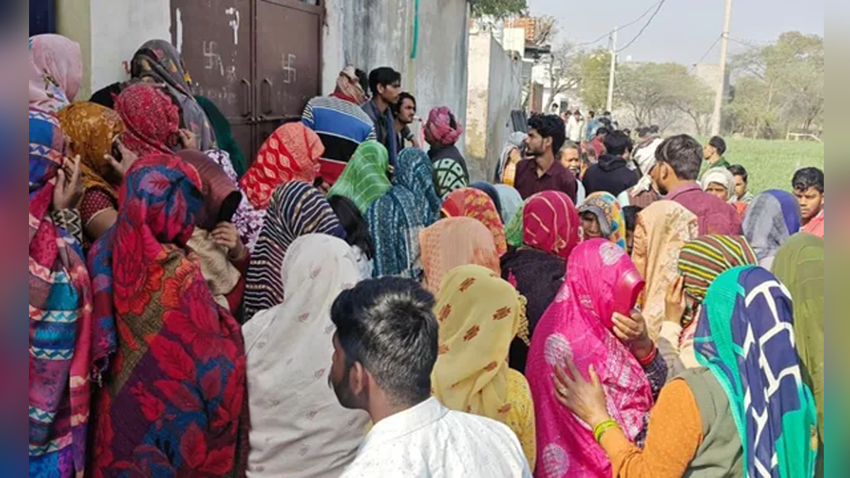 मथुरा में एक ही परिवार के 5 लोगों ने जहर खाकर की खुदकुशी, रसोई की दीवार पर लिखा था सुसाइड नोट