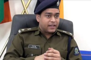 Himachal: ड्यूटी के दौरान लापरवाही बरतने पर सोलन SSP की कार्रवाई, 4 पुलिस जवान किए निलंबित