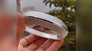 Silver Bracelet: चांदी का कड़ा पहनना किन राशियों के लिए होता हैं शुभ? जानें फायदे और सावधानियां