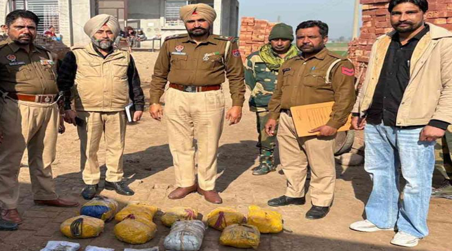 Indo-Pak Border पर ड्रग तस्करी का बड़ा खुलासा, 125 करोड़ की हेरोइन और हथियार बरामद