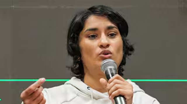 खिलाड़ी अब सरकार की प्राथमिकता नहीं रहे, यह बेहद अफसोस की बात : Vinesh Phogat