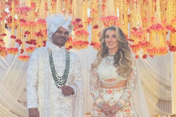 सोफी शाइन संग शादी के बंधन में बंधे शिखर धवन, साथी खिलाड़ी ने शेयर की तस्वीरें