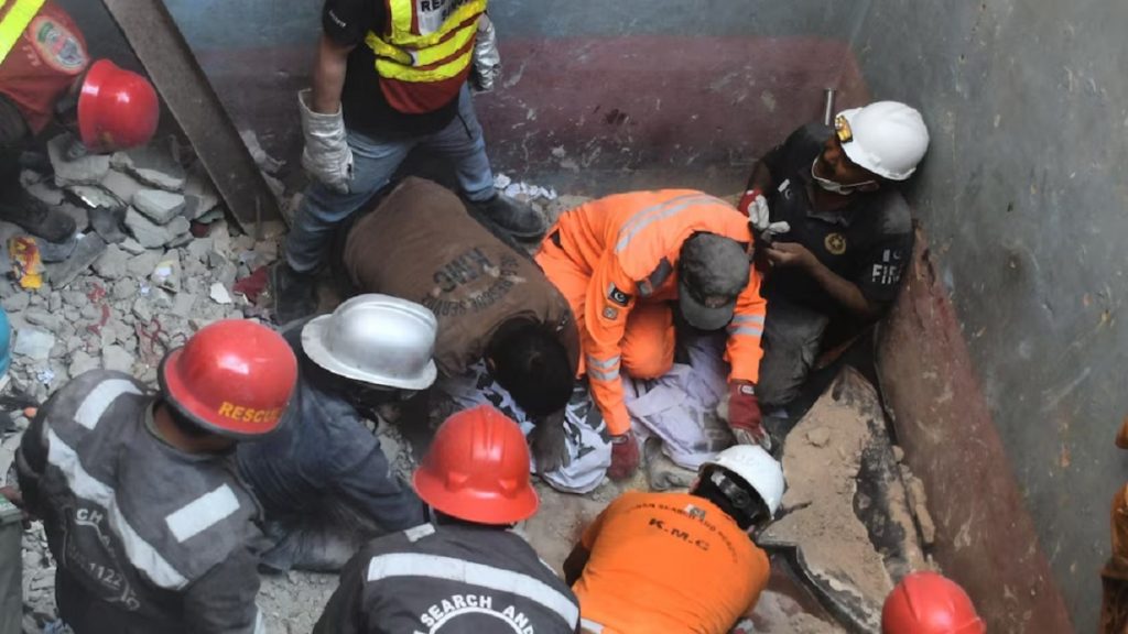 pakistan gas explosion