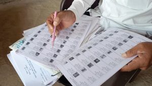 विधानसभा चुनाव से पहले बीएलओ घर-घर जाकर बांटेंगे वोटर स्लिप