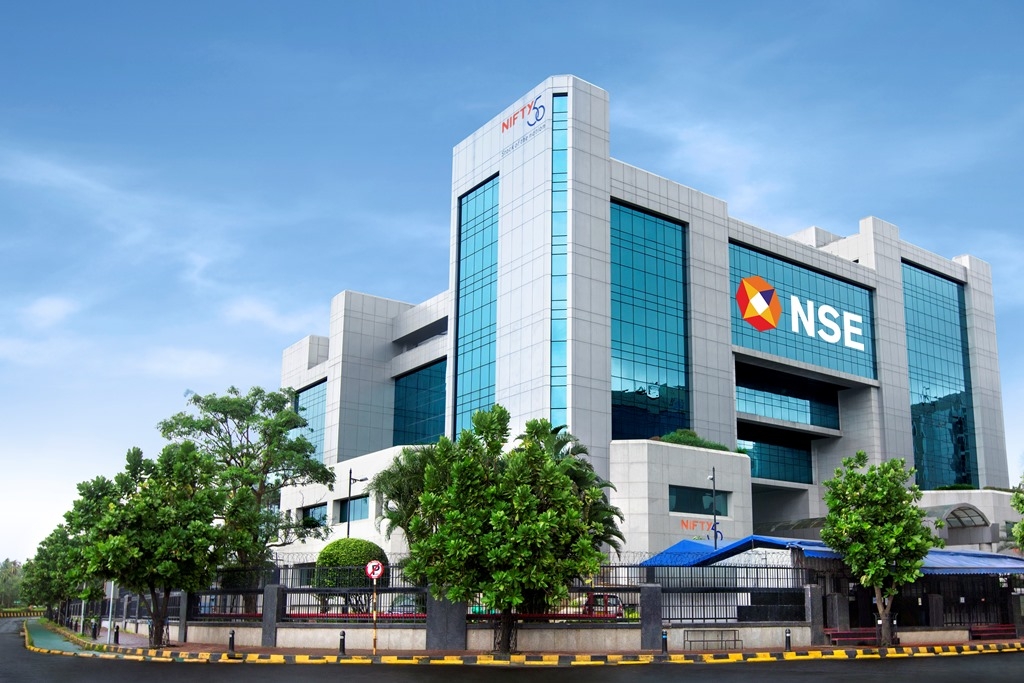 NSE का आदेश: Brokers FY24 या उससे पहले ली गई अतिरिक्त STT वापस करें
