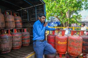 LPG refill booking rules unchanged Petroleum Ministry statement