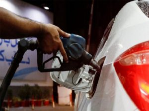 Pakistan: मिडिल ईस्ट में बढ़ते तनाव के बीच पेट्रोल, डीज़ल की कीमतें और बढ़ीं