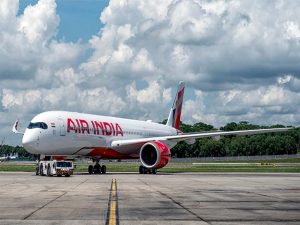 एयर इंडिया पश्चिम एशिया संघर्ष के बीच फंसे यात्रियों के लिए 8 मार्च को UAE के लिए अतिरिक्त उड़ानें संचालित करेंगा