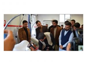 अफ़गान क्रिकेटरों ने काबुल एयरस्ट्राइक के बाद हुए धमाके के पीड़ितों से की मुलाकात, आम लोगों के मारे जाने की कड़ी निंदा की