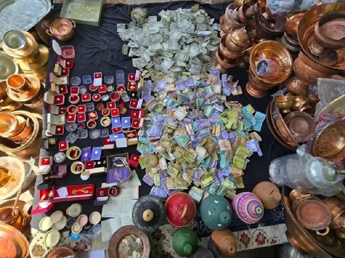 महिलाओं ने उतारे गहने…छोटी बच्चियों ने तोड़ डाली गुल्लक, ईरानी दूतावास ने मदद के लिए किया भारत का धन्यवाद