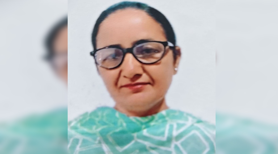 हाईकोर्ट के आदेशों के क्रियान्वयन की मांग तेज, महिला कॉन्ट्रैक्ट हेल्थ वर्करों ने उठाई आवाज