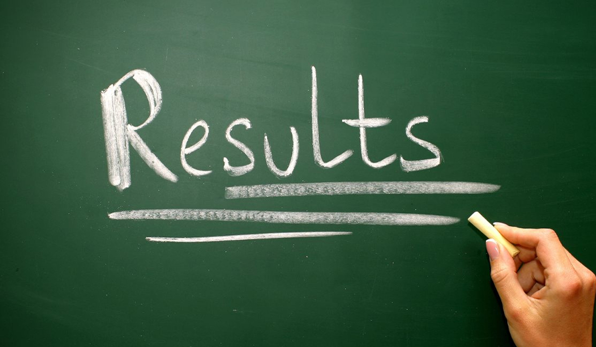 UK Board Result 2026: जारी हुआ 10वीं और 12वीं के नतीजे, लाखों छात्रों का इंतजार खत्म, जानें कैसे चैक करें रिजल्ट