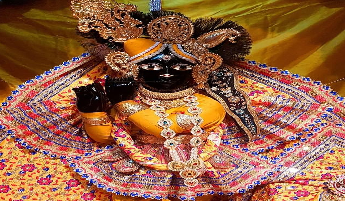 श्रद्धालुओं के लिए बड़ी खबर, अब ऑनलाइन हो रहे श्री बांके बिहारी जी के दर्शन