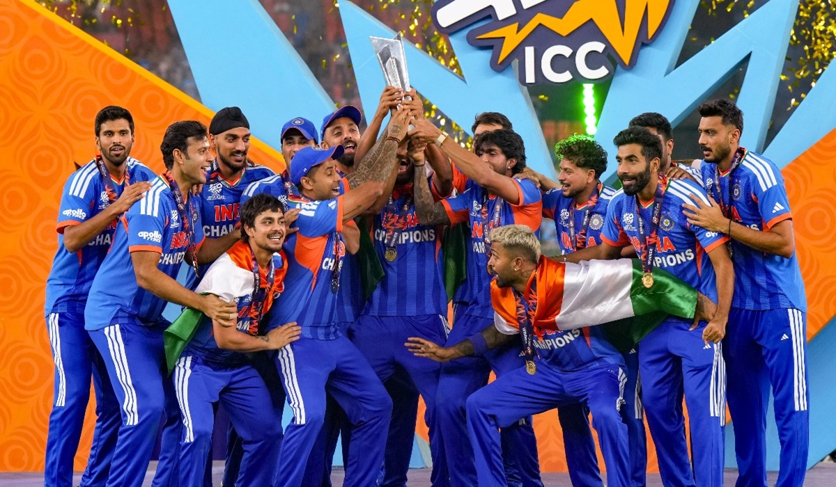 T20 वर्ल्ड चैंपियन टीम इंडिया पर हुई पैसों की बारिश, BCCI ने इतने करोड़ रुपए देने का किया ऐलान