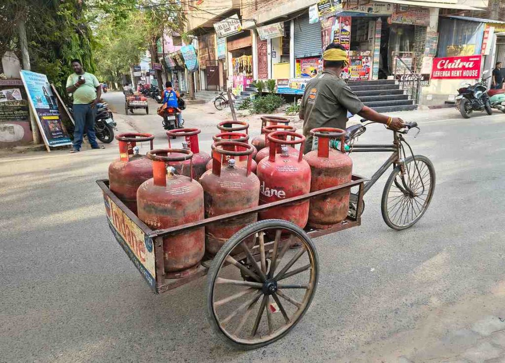 LPG supply India cylinder delivery online booking 97 percent 5 weeks update