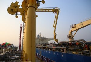 एशियाई बाजार पर असर, Saudi Aramco का $19.50/bbl प्रीमियम लागू
