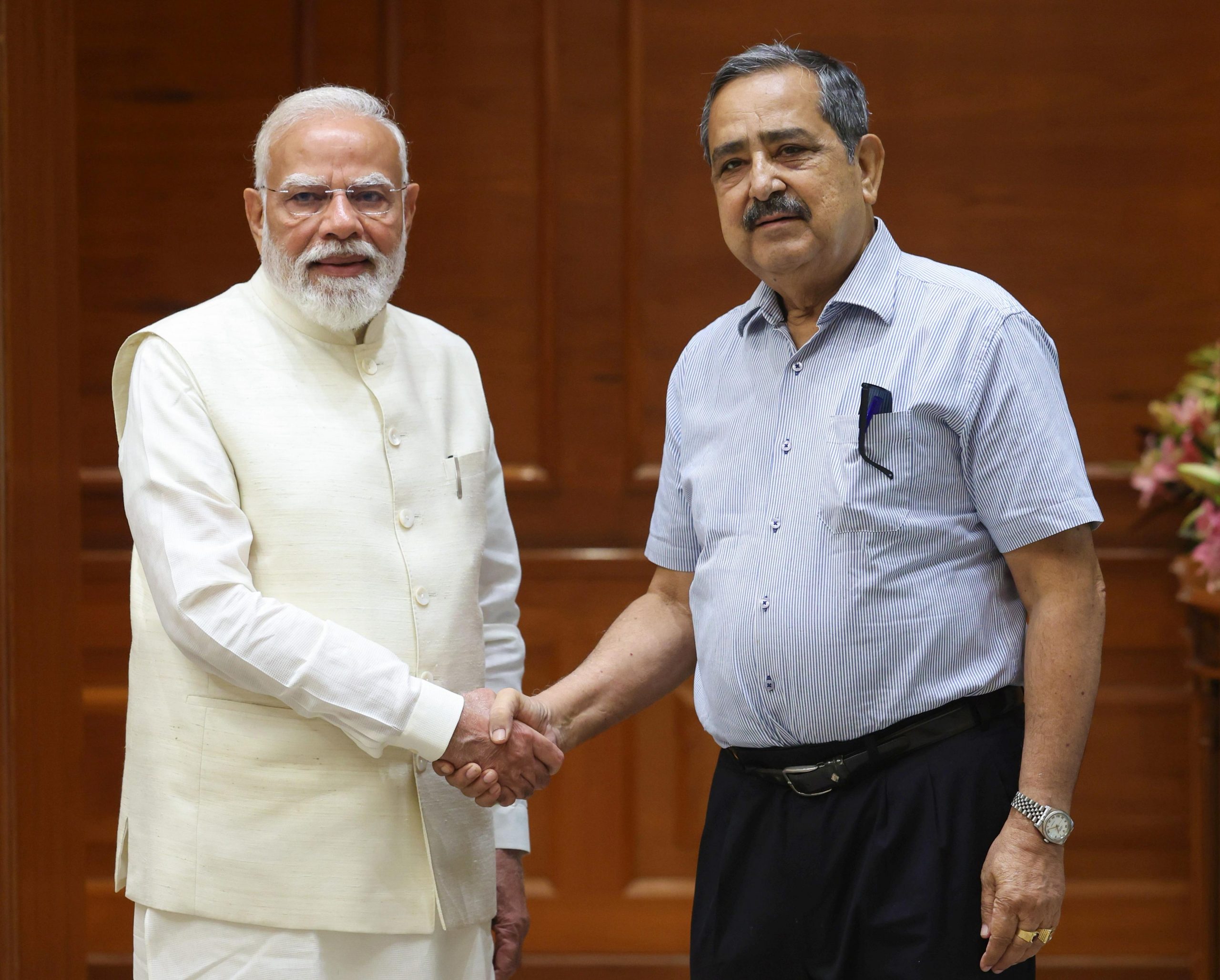 नवनियुक्त नीति आयोग उपाध्यक्ष अशोक लाहिड़ी ने पीएम मोदी से की अहम बैठक