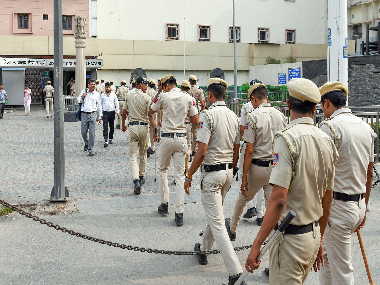 तुर्कमान गेट पत्थरबाज़ी मामला: कोर्ट ने भीड़ का नेतृत्व करने के आरोपी की अग्रिम ज़मानत याचिका को किया खारिज