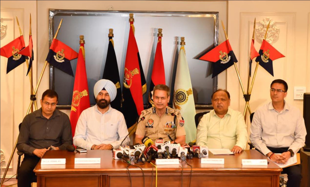 चंडीगढ़ BJP दफ़्तर ग्रेनेड धमाका: ISI समर्थित विदेशी हैंडलरों ने वारदात को अंजाम देने के लिए 2 लाख रुपये इनाम का वादा किया था: DGP