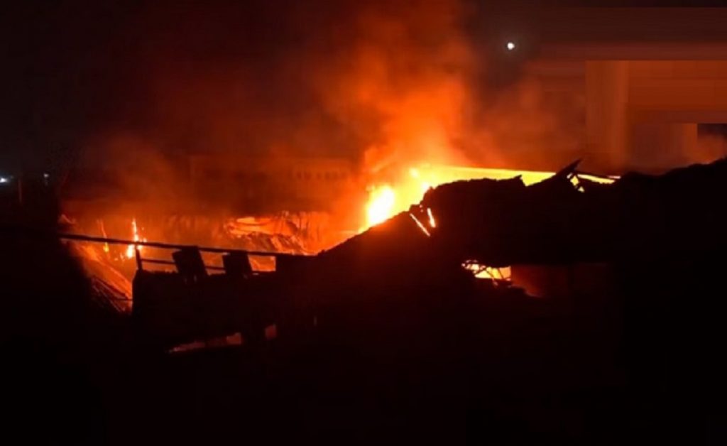 fire-in-handloom-factory