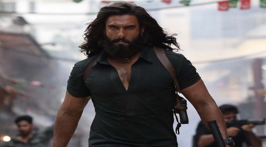 Dhurandhar 2 BO Day 17: IPL के बीच भी दुनियाभर में छाई ‘धुरंधर 2’, 17 दिनों में तोड़ा रिकॉर्ड