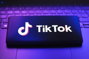 न्यूयॉर्क में सरकारी उपकरणों पर TikTok की वापसी