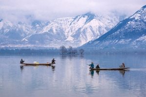 जम्मू कश्मीर में 500 से अधिक झीलें लुप्त, चौंकाने वाले CAG के आंकड़े