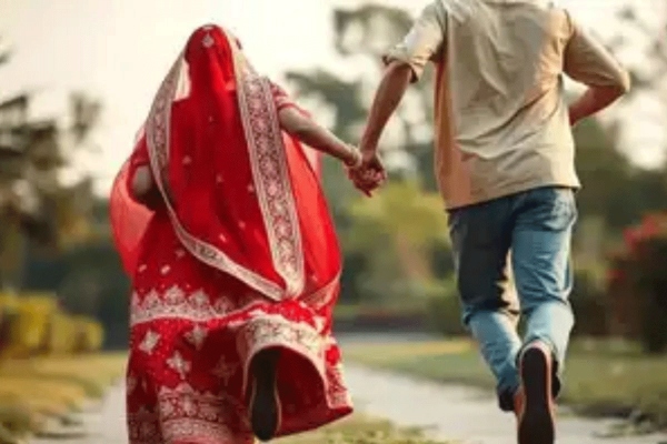 जम्मू में सुहागरात की रात प्रेमी के साथ फरार हुई नवविवाहिता, पुलिस ने तलाश की शुरू