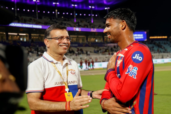 KKR vs LSG: लखनऊ की जीत के हीरो मुकुल चौधरी पर मालिक मेहरबान, तोहफे में देंगे इतने करोड़ की कार