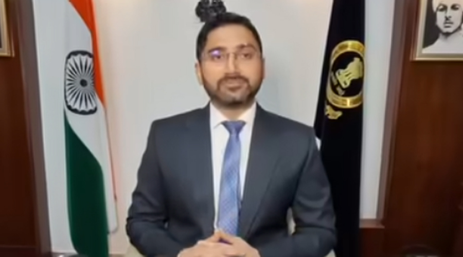 पराली जलाने की घटनाओं पर रोक के लिए डिप्टी कमिश्नर ने अधिकारियों को दिए सख्त निर्देश