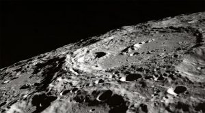 आर्टेमिस-2 मिशन: अंतरिक्ष यात्रियों ने चंद्रमा की सतह के गड्ढों को नाम देने का प्रस्ताव रखा