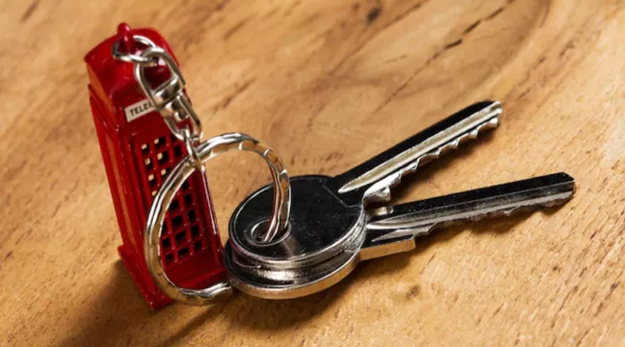 Vastu Tips: चाबी का बार-बार गुम होना संयोग नहीं! बल्कि है एक बड़ा संकेत, जानें इसका मतलब