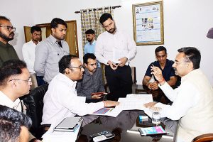 Haryana News : राष्ट्रीय राजमार्ग परियोजनाओं की समीक्षा, एक घंटे चली बैठक