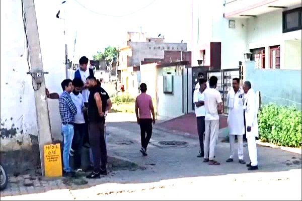Haryana : पूरे परिवार ने की आत्महत्या, क्या था कारण, बोली- मां का रखना ख्याल