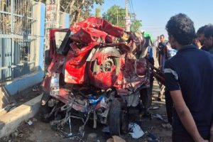 Haryana News : ट्रक ने कार को मारी टक्कर, दो बहनों की माैत