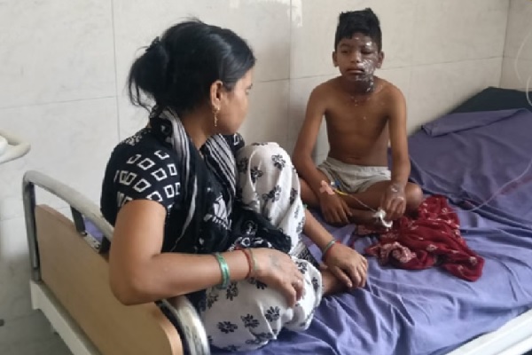 Haryana News : हाईटेंशन लाइन की चपेट में तीन बच्चे, एक गंभीर, रेफर