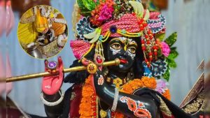 अक्षय तृतीया पर बांके बिहारी जी के हुए विशेष “चरण दर्शन”, जानें इसका विशेष महत्व