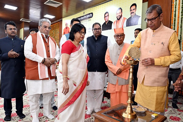 Haryana News : आध्यात्मिक विकास निष्काम भाव से कर्त्तव्य निर्वहन में : प्रो.असीम