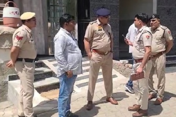 Haryana News : बाप ने रेता नर्सिंग छात्रा का गला, मिली लाश