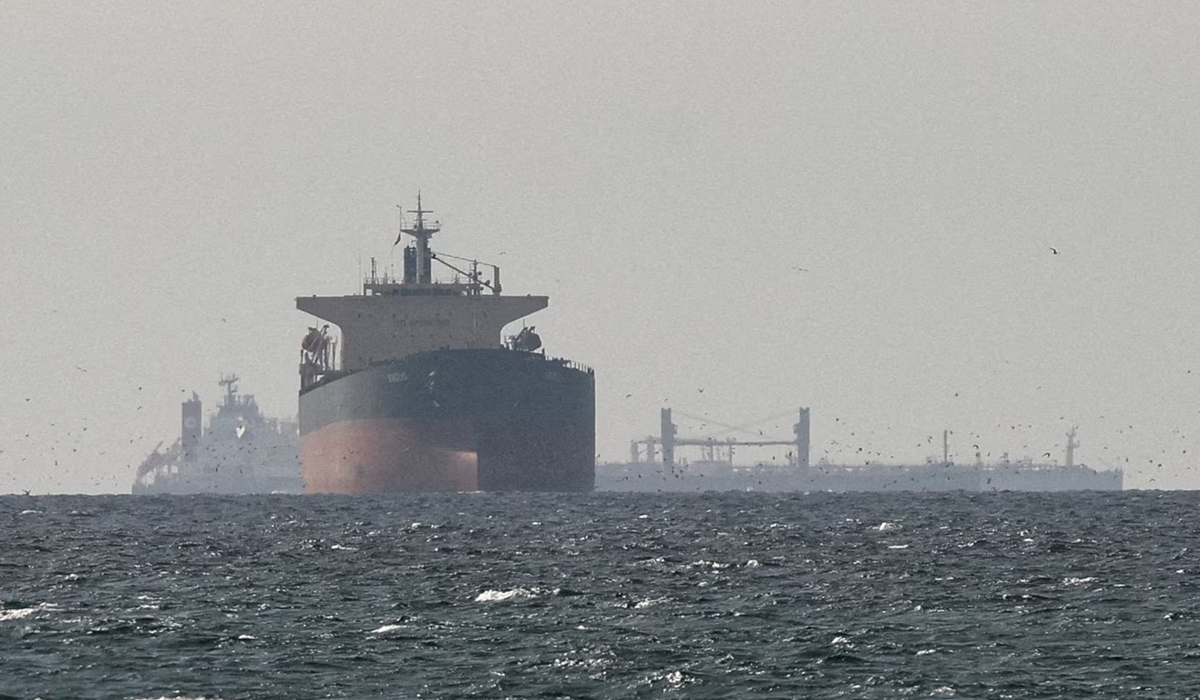 भारत के लिए राहत भरी खबर, होर्मुज संकट के बीच एक और LPG जहाज सुरक्षित निकला