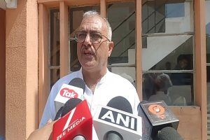 Haryana News : बंगाल में भयमुक्त चुनाव : संजय भाटिया, बोले- दुष्यंत भद्र नेता