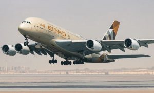 UAE ने 15 पाकिस्तानी कर्मचारियों को नौकरी से निकाला, दिए जल्द देश छोड़ने के आदेश