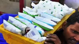 Milk Price Hike: इस राज्य में 4 रुपये बढ़ा दूध का दाम, जानें कितने में मिलेगा 1 लीटर
