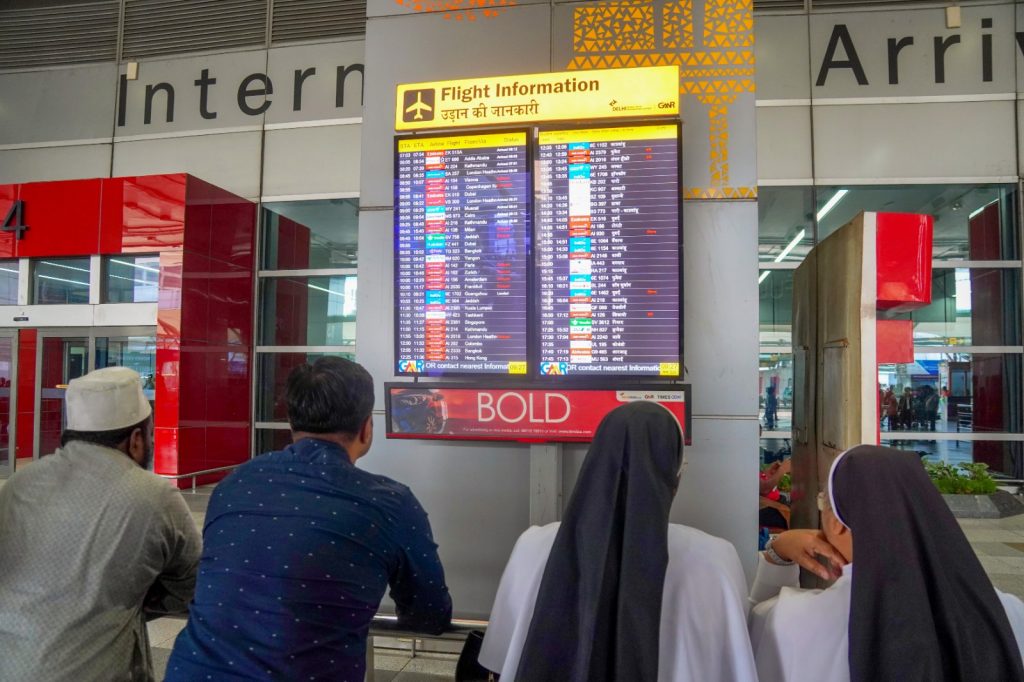 India air traffic decline April